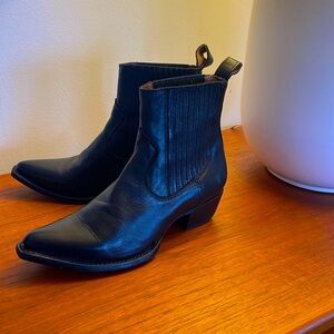 Frye Sacha Chelsea W7